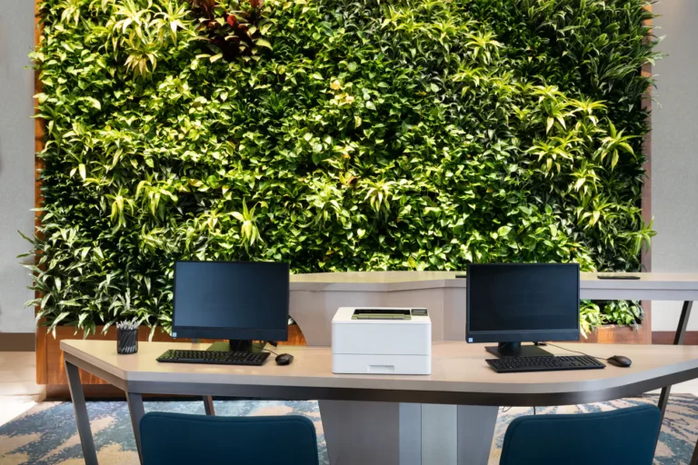 tpawi-businesscenter-4900-hor-clsc
